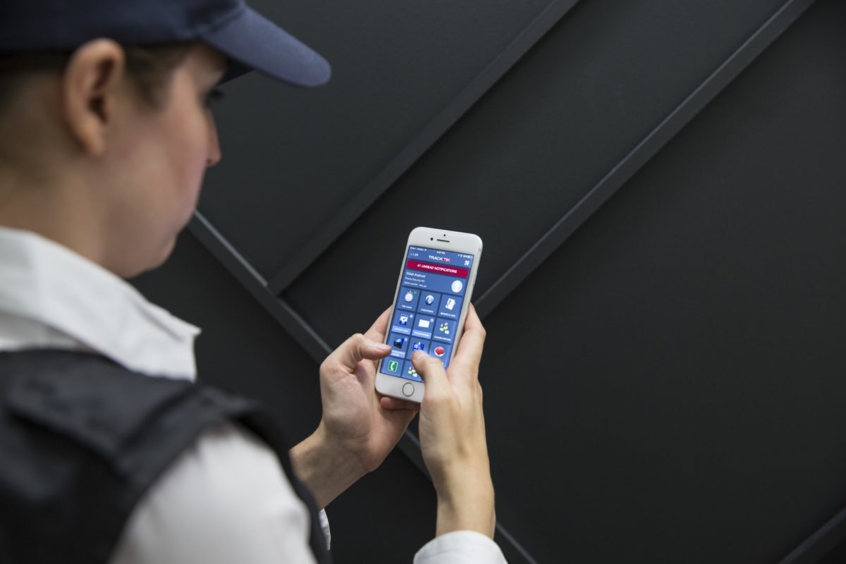 Why You Should Equip Your Security Personnel With Mobile Devices